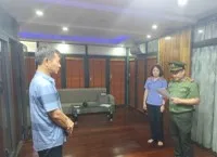 Cơ quan chức năng công bố các quyết định, lệnh tố tụng trong vụ án.