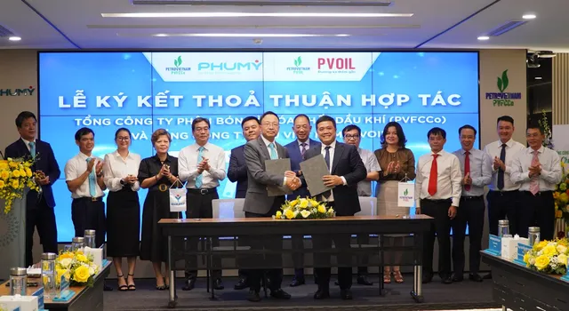 PVFCCo-Phú Mỹ hơp tác với PV OIL đưa sản phẩm DEF Phú Mỹ Xanh ra thi trường