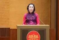 Phó Chủ tịch Quốc hội khoá XV Nguyễn Thị Thanh trình bày Báo cáo tóm tắt tổng kết cuộc bầu cử đại biểu Quốc hội khóa XVI và đại biểu Hội đồng nhân dân các cấp nhiệm kỳ 2026 - 2031 sáng 6/4 (Ảnh: Quốc hội)