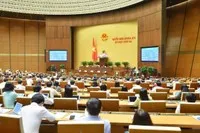Quốc hội bấm nút thông Luật Kinh doanh bảo hiểm (sửa đổi) với tỷ lệ tán thành 469/474