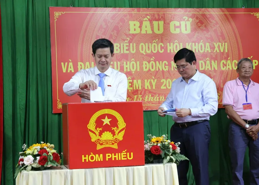 Rộn ràng ngày bầu cử ở Cần Thơ
