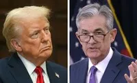 Tổng thống Mỹ Donald Trump (bìa trái) và Chủ tịch Cục Dự trữ Liên bang (Fed) Jerome Powell. Ảnh: AFP