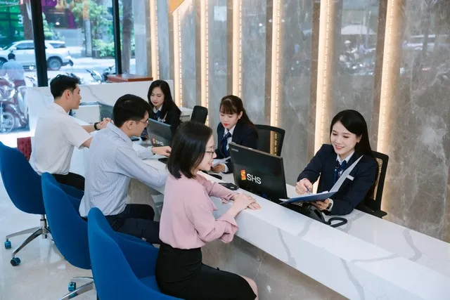 SHS kiên định với kỷ luật tài chính, nâng cao năng lực quản trị và theo đuổi chiến lược “Service Branding”.