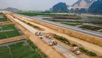 Trong năm 2026, đầu tư công vẫn được xem là trụ cột chính. Ảnh: Thành Nguyễn.
