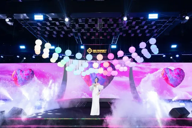 Nghệ sỹ biểu diễn tại sự kiện giới thiệu Blanca City