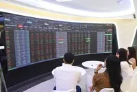 Sửa “van” trái phiếu, kích sóng thị trường