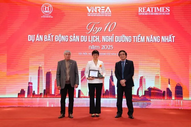 Sun Property giành “hattrick giải thưởng” tại Lễ Vinh danh thương hiệu Bất động sản dẫn đầu năm 2024 – 2025