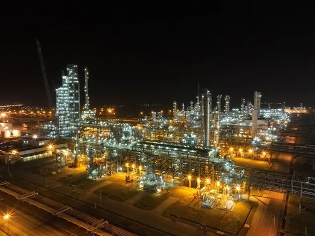 Công ty TNHH Lọc hóa dầu Nghi Sơn (NSRP) đã ký thêm các hợp đồng mua dầu mới nhằm duy trì sản xuất.