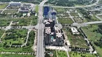 Chi phí xây dựng, đất đai… tăng cao khiến giá bất động sản khó giảm. Ảnh: Việt Dũng.