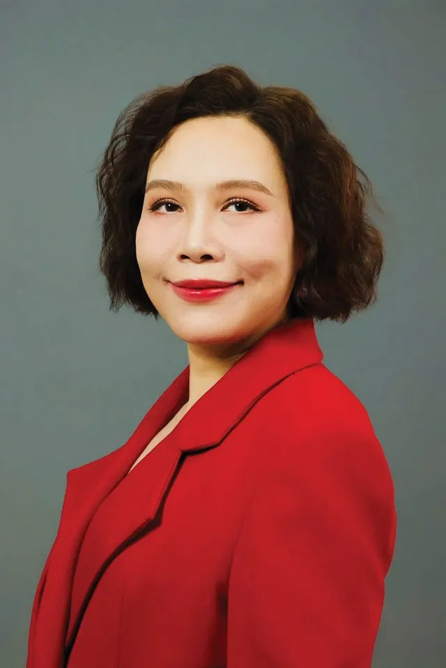 Bà Dương Thuý Quỳnh Chuyên gia khai vấn lãnh đạo mảng kế nhiệm - di sản &amp; nghỉ hưu chủ động