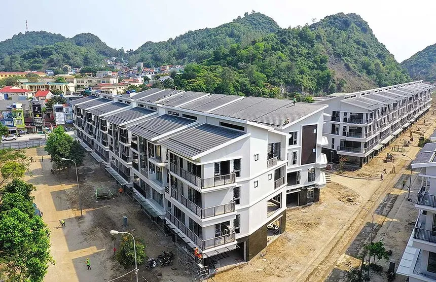 Bất động sản trở lại mạnh mẽ sau giai đoạn trầm lắng. 