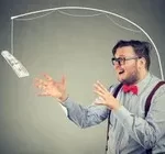 Thị trường tài chính 24h: Giá vàng thế giới tiếp tục giảm mạnh