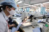 Doanh nghiệp thuộc nhiều ngành hàng như dệt may, thủy sản, gỗ đã và đang nỗ lực đa dạng hóa thị trường xuất khẩu