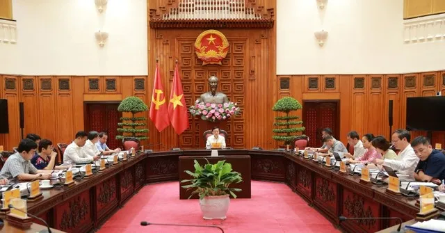 Phó thủ tướng Trần Hồng Hà chủ trì cuộc họp. Ảnh: Minh Khôi - VGP.