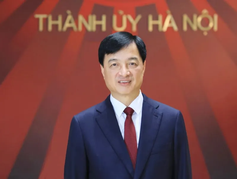 Ủy viên Bộ Chính trị, Bí thư Thành ủy Hà Nội Nguyễn Duy Ngọc.