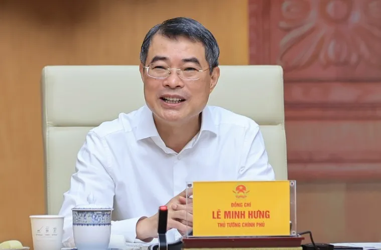 Thủ tướng Lê Minh Hưng yêu cầu Bộ, ngành công thương chịu trách nhiệm không để thiếu điện, xăng dầu trong mọi tình huống - Ảnh: VGP.