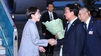 Thủ tướng Nhật Bản Takaichi Sanae đến Hà Nội, bắt đầu thăm chính thức Việt Nam