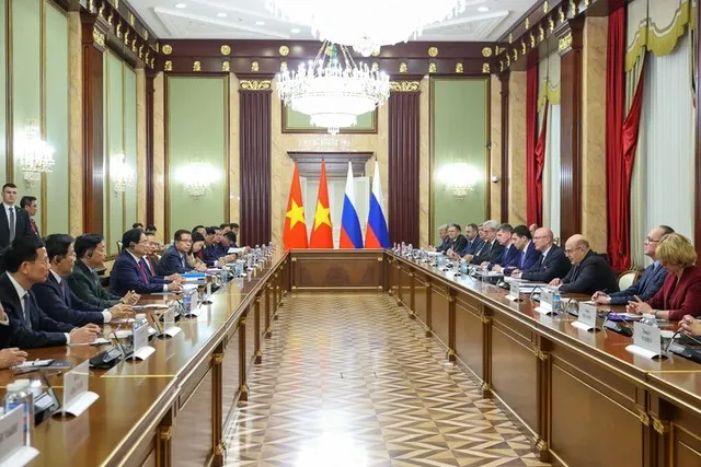 Thủ tướng Phạm Minh Chính hội đàm với Thủ tướng Liên bang Nga Mikhail Mishustin - Ảnh: VGP/Nhật Bắc