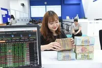 Tiền rẻ có quay lại, chứng khoán sáng cửa bứt phá?