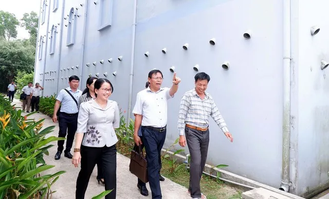 Ngành chức năng Long An kiểm tra dự án nuôi chim yến của Vina Yến.