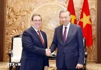 Tổng Bí thư Tô Lâm tiếp thân mật đồng chí Bruno Rodríguez Parrilla, Đặc phái viên Đảng Cộng sản Cuba, Nhà nước Cộng hòa Cuba, Ủy viên Bộ Chính trị, Bộ trưởng Ngoại giao Cuba. (Ảnh: TTXVN)