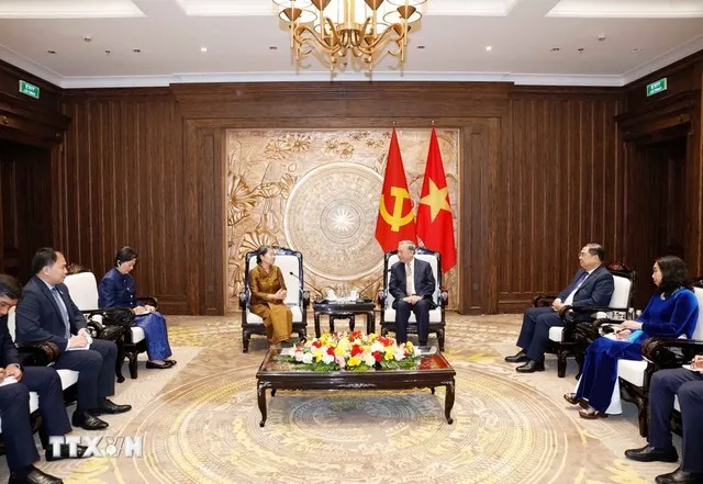 Tổng Bí thư Ban Chấp hành Trung ương Đảng Cộng sản Việt Nam Tô Lâm tiếp bà Men Sam An, Phó Chủ tịch Đảng Nhân dân Campuchia sang chúc mừng thành công Đại hội đại biểu toàn quốc lần thứ XIV của Đảng Cộng sản Việt Nam.