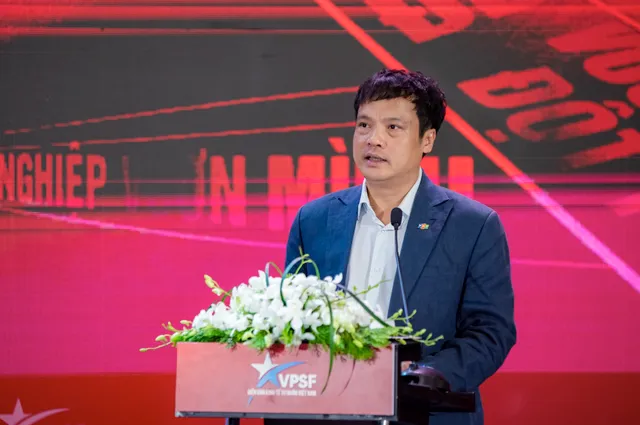 Ông Nguyễn Văn Khoa, Phó chủ tịch Hội Doanh nhân trẻ Việt Nam, Chủ tịch Hiệp hội Phần mềm và Dịch vụ Công nghệ thông tin Việt Nam, Tổng Giám đốc Tập đoàn FPT phát biểu tại sự kiện