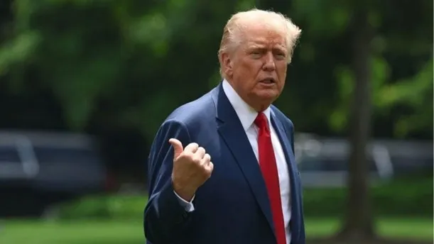 Tổng thống Trump sẽ không bổ nhiệm bất kỳ ai vào Fed nếu họ không ủng hộ việc cắt giảm lãi suất