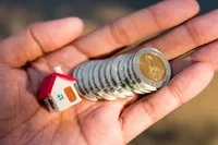 Top 10 cổ phiếu tăng/giảm mạnh nhất tuần: VIC dẫn dắt nhóm bất động sản, cổ phiếu PC1 bất ngờ bị xả mạnh