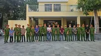 Một số đối tượng bị bắt trong vụ buôn lậu hàng triệu lít dầu DO (ảnh: Công an TP.HCM)