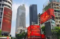 TP.HCM rực sắc đỏ, lan tỏa không khí chào mừng Đại hội Đảng