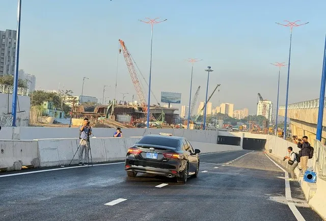 Việc đưa vào khai thác thêm hầm chui HC1-02 sẽ giảm ùn tắc giao thông dịp giáp Tết Nguyên đán - Ảnh: L.Q