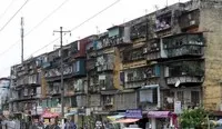 UBND Thành phố ủy quyền cho UBND xã, phường, đặc khu lập và phê duyệt phương án bồi thường, tái định cư cho các chung cư xây trước năm 1994.