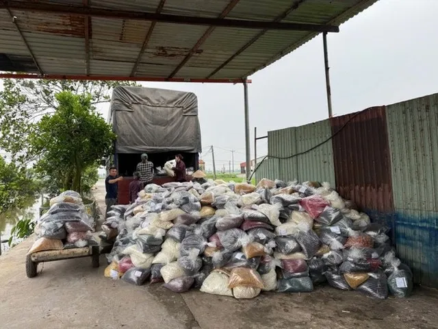 Số lượng thực phẩm chức năng giả, nguyên liệu bị phát hiện, thu giữ lên tới 100 tấn.