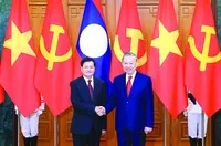 Tổng Bí thư Tô Lâm và Tổng Bí thư, Chủ tịch nước Lào Thongloun Sisoulith chụp ảnh chung trước khi tiến hành hội đàm nhân chuyến thăm cấp Nhà nước của Tổng Bí thư, Chủ tịch nước Lào tới Việt Nam vào tháng 1/2026. Ảnh: Đức Thanh