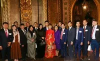 Đoàn công tác tại dinh thự Mar-a-Lago