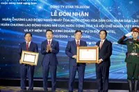 Unitel đón nhận Huân chương Lao động hạng Nhất của Lào và Huân chương Lao động hạng Nhì của Việt Nam.