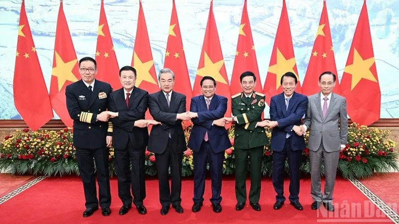 Thủ tướng Phạm Minh Chính và Bộ trưởng của hai nước. Ảnh: Trần Hải.