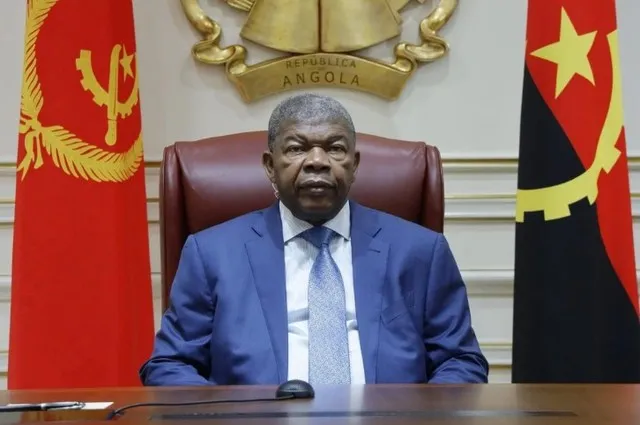 Tổng thống Cộng hòa Angola João Manuel Gonçalves Lourenço nhất trí đẩy mạnh hợp tác năng lượng giữa hai nước trong thời gian tới như Thủ tướng Chính phủ đề nghị - Ảnh: VGP.