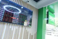VN-Index hồi phục trong biên hẹp