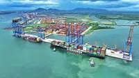 VN-Index rung lắc, ngành cảng biển giữ đà tăng trưởng