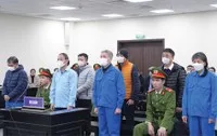 Các bị cáo tại phiên tòa sơ thẩm