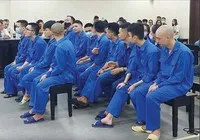 Các bị cáo bị đưa ra xét xử trong đường dây rửa tiền
