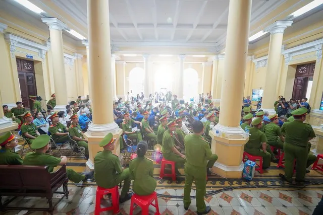 Các bị cáo tại tòa.