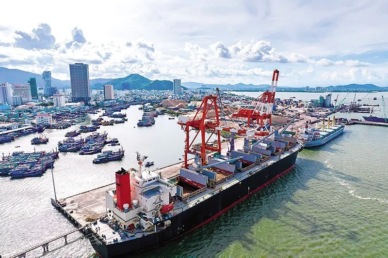 Nhiều đề xuất cụ thể, trong đó có giảm giá cước vận tải, đã được doanh nghiệp nêu để thúc đẩy tăng trưởng 
