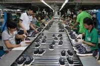 Năm 2025, ngành da giày, túi xách tiếp tục khẳng định vai trò là một trong những trụ cột xuất khẩu của nền kinh tế, mang về gần 29 tỷ USD.