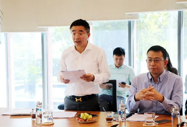 Đại diện BQL Khu kinh tế Đông Nam Nghệ An phát biểu tại buổi làm việc